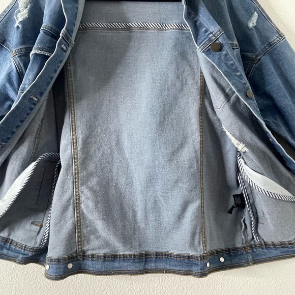 NWOT MAX JEANS BLUE DISTRESSED OVERSIZED DENIM JEAN JACKET LONG SLEEVE SMALL - Picture 5 of 14